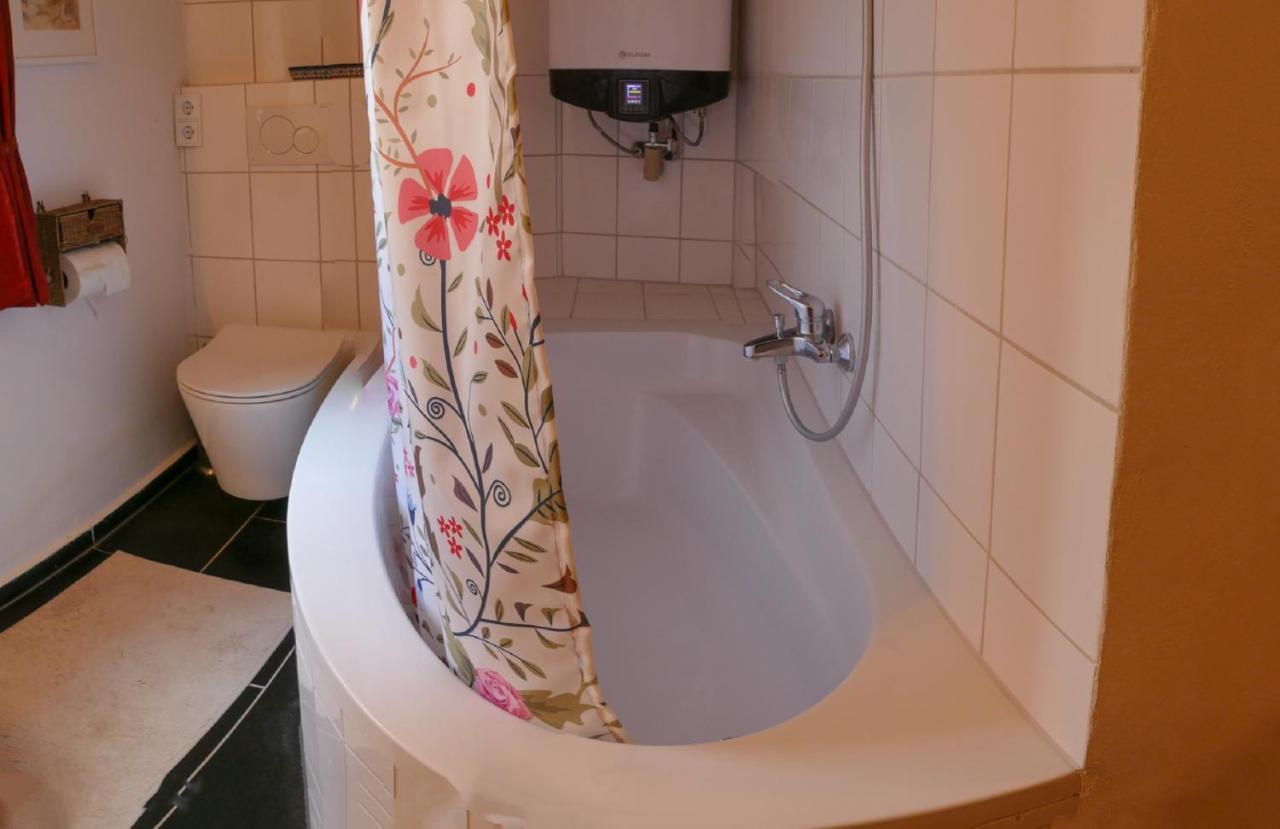 Ferienwohnung Mainromantik Winterhausen Buitenkant foto